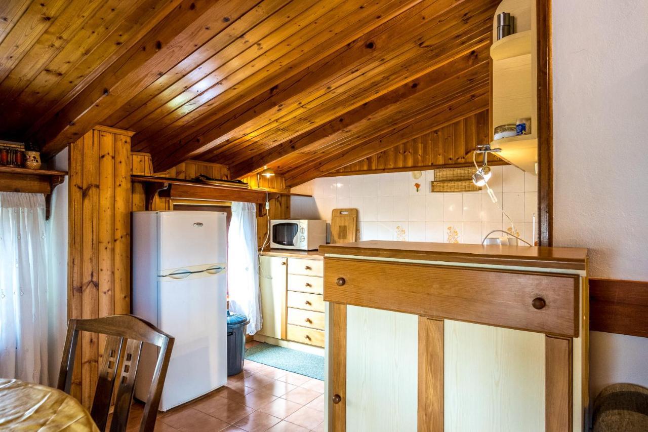 Apartmani Rosa Turanj Exterior foto
